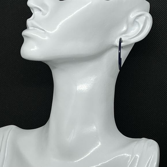 Vintage Black Hoop Post Earrings - Picture 3 of 10